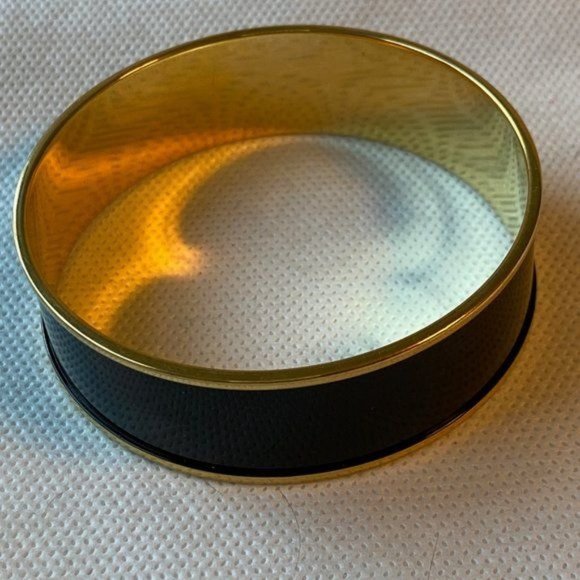 Vintage Monet Black Enamel and Gold Bangle Bracelet - Picture 3 of 6